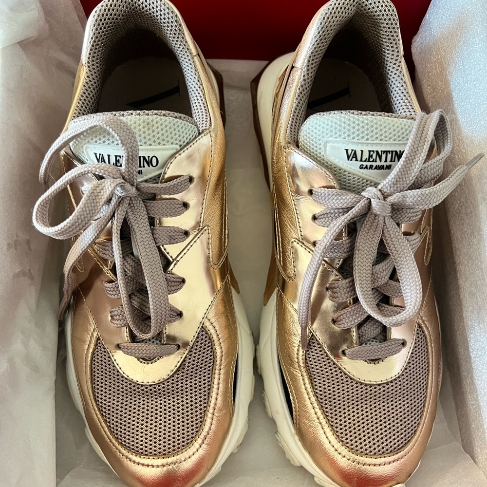 Valentino Sneakers